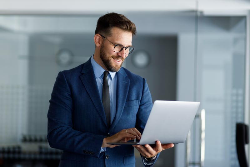 Find the Right Facebook Ads Agency to Fuel Your Growth